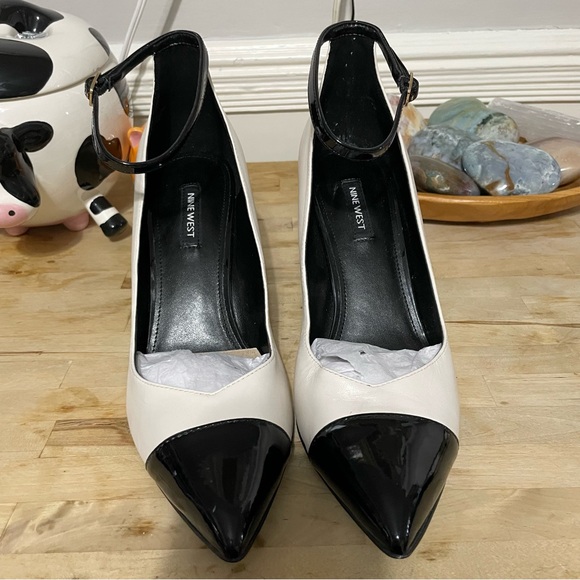 Nine West Erenn Pointy Toe Stiletto Dress Pumps Size 9.5 - Picture 2 of 14